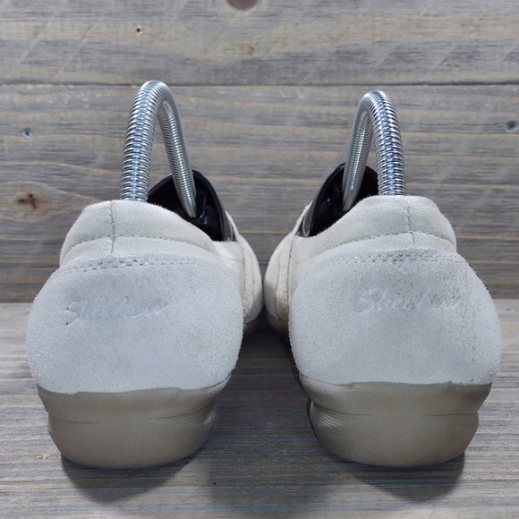 Skechers Career Interview Flat Suede Shoes Womens Size 10 Cream - Picture 5 of 10